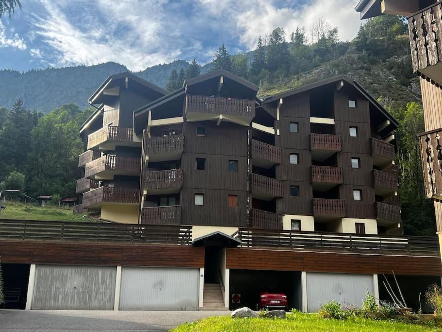 Joli appartement type chalet : balcon et belle vue Abondance Extérieur photo
